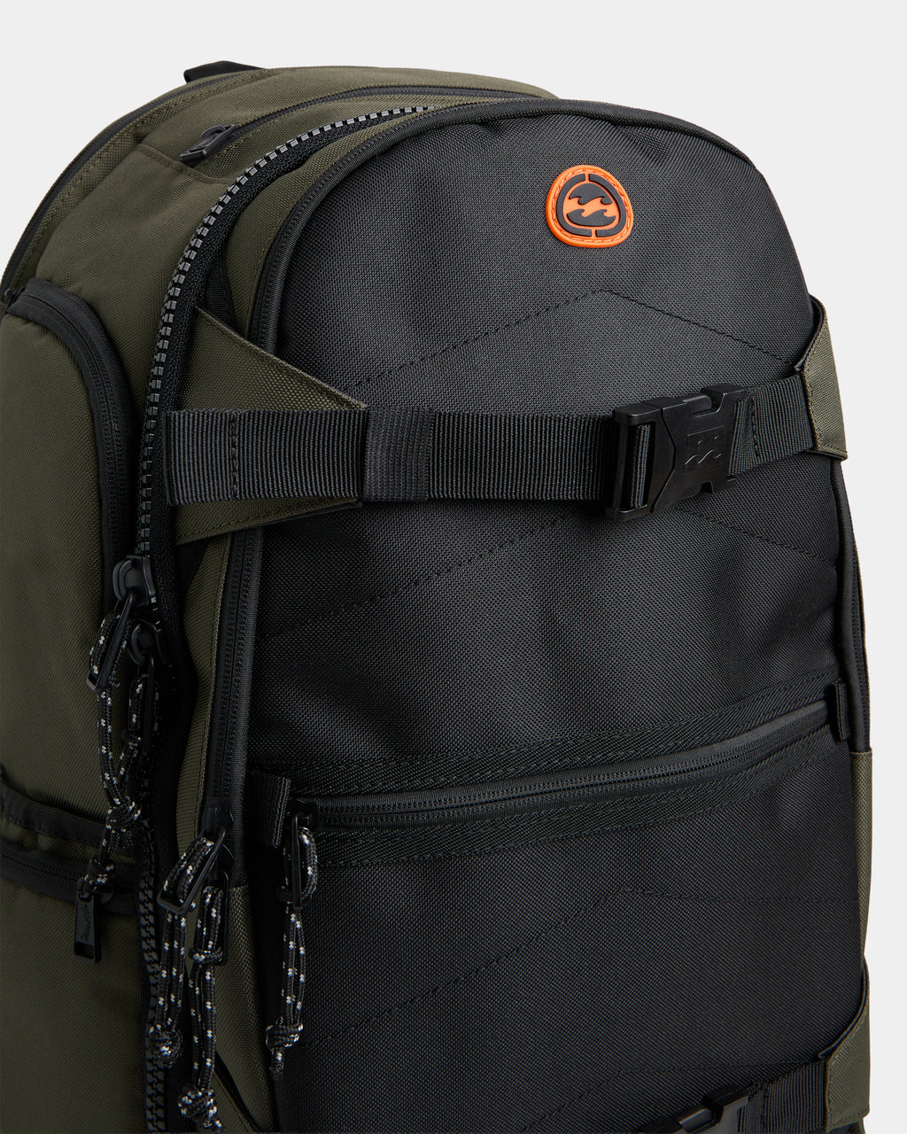 ubybp00159_billabong_mil_dtl1
