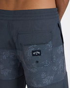 ubybs00241_billabong_trv_dtl1