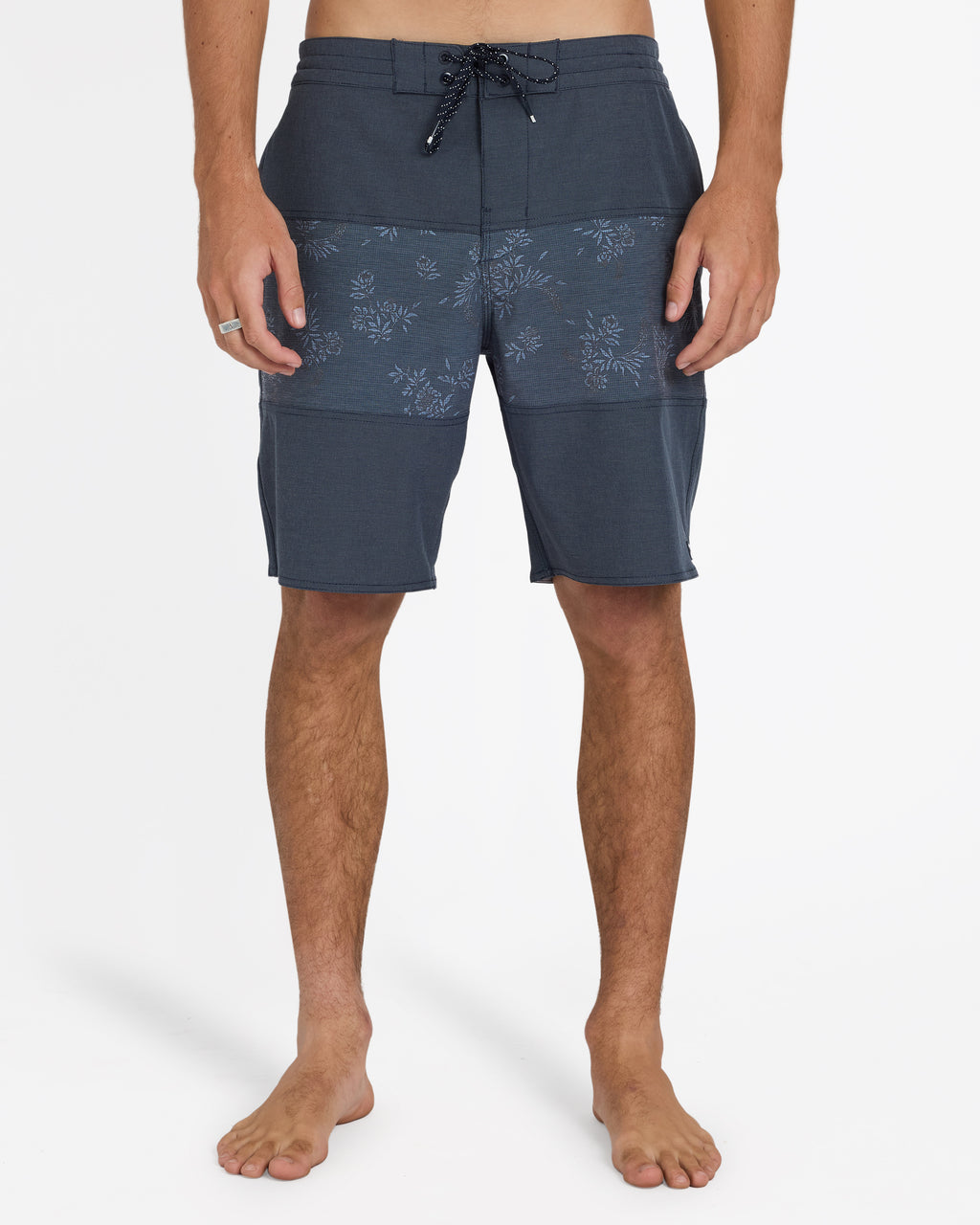 ubybs00241_billabong_trv_frt1