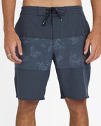 ubybs00241_billabong_trv_frt6