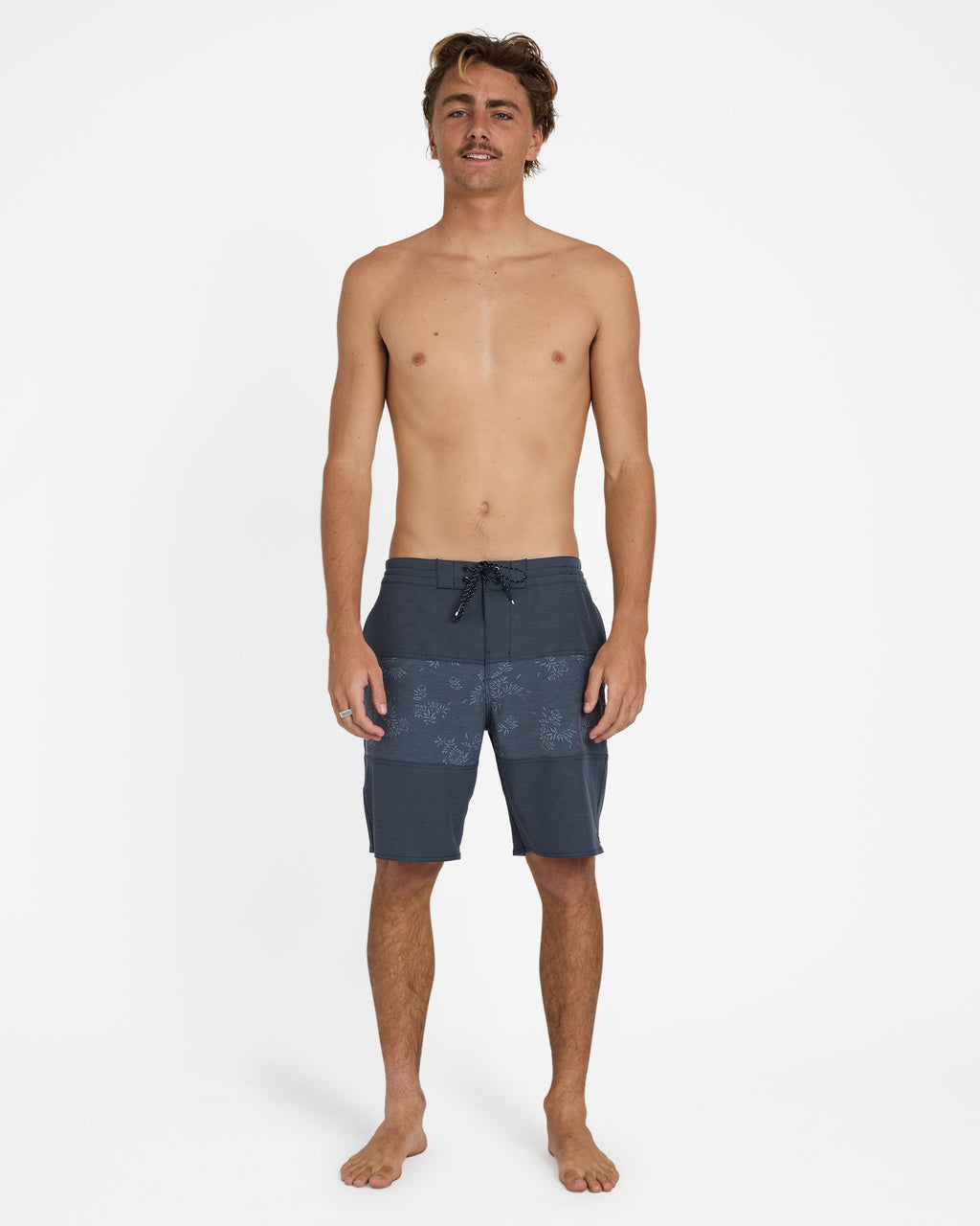 ubybs00241_billabong_trv_frt9