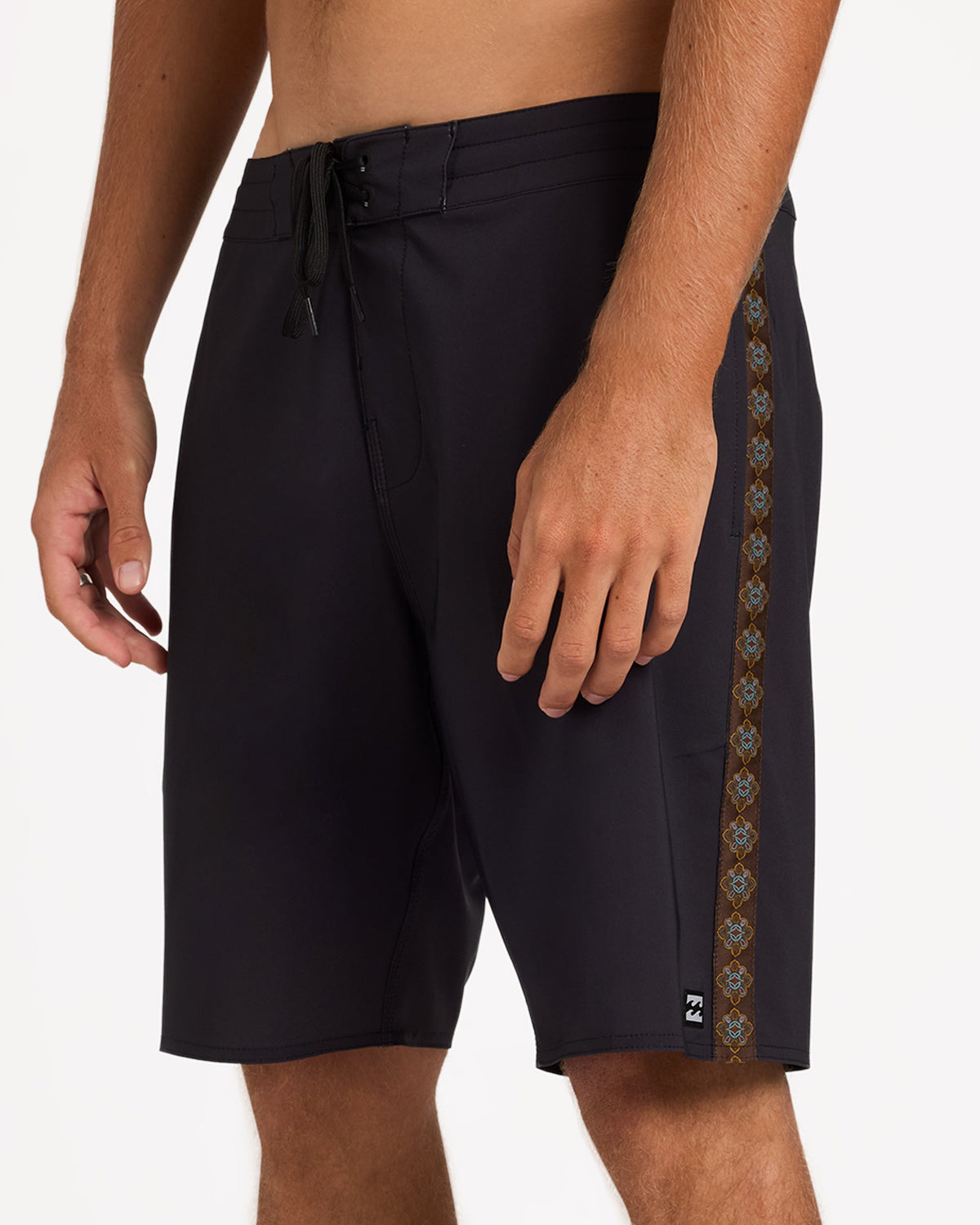 ubybs00245_billabong_blk_sd6