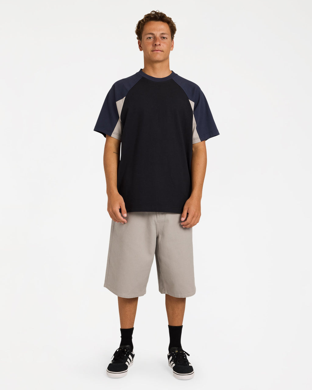 ubyzt00830_billabong_blk_frt9
