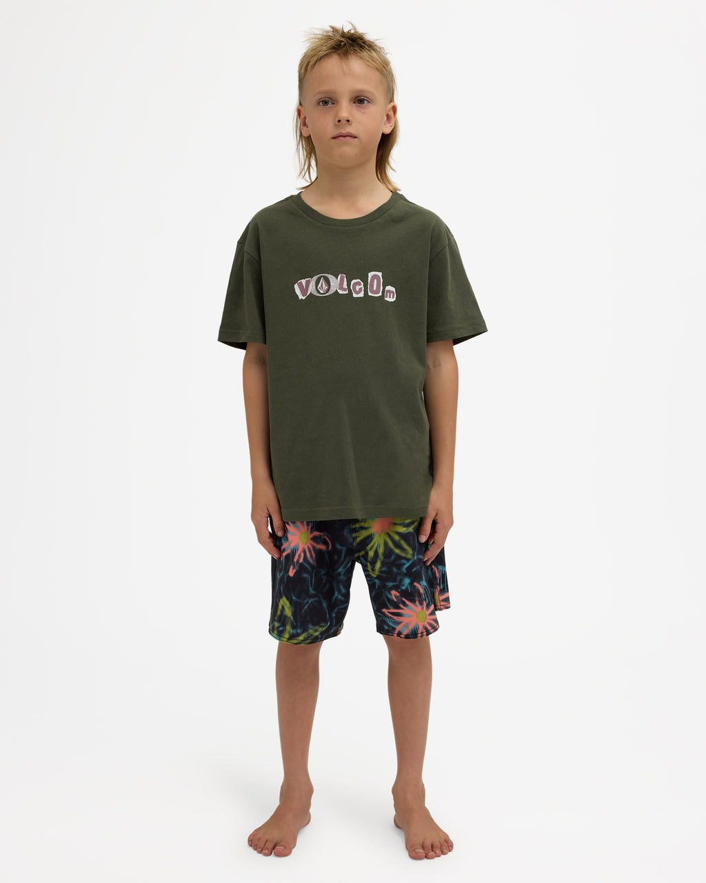 ucbjv03005_volcom_blk_frt9