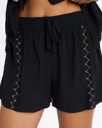 ucjns03001_volcom_blk_dtl1