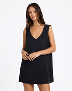 ucjwd03003_volcom_blk_frt1