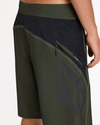 ucybs03000_volcom_sqd_dtl1