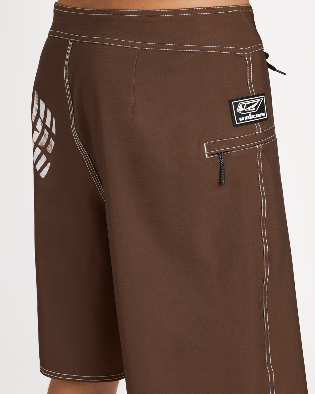 ucybs03001_volcom_brs_dtl1