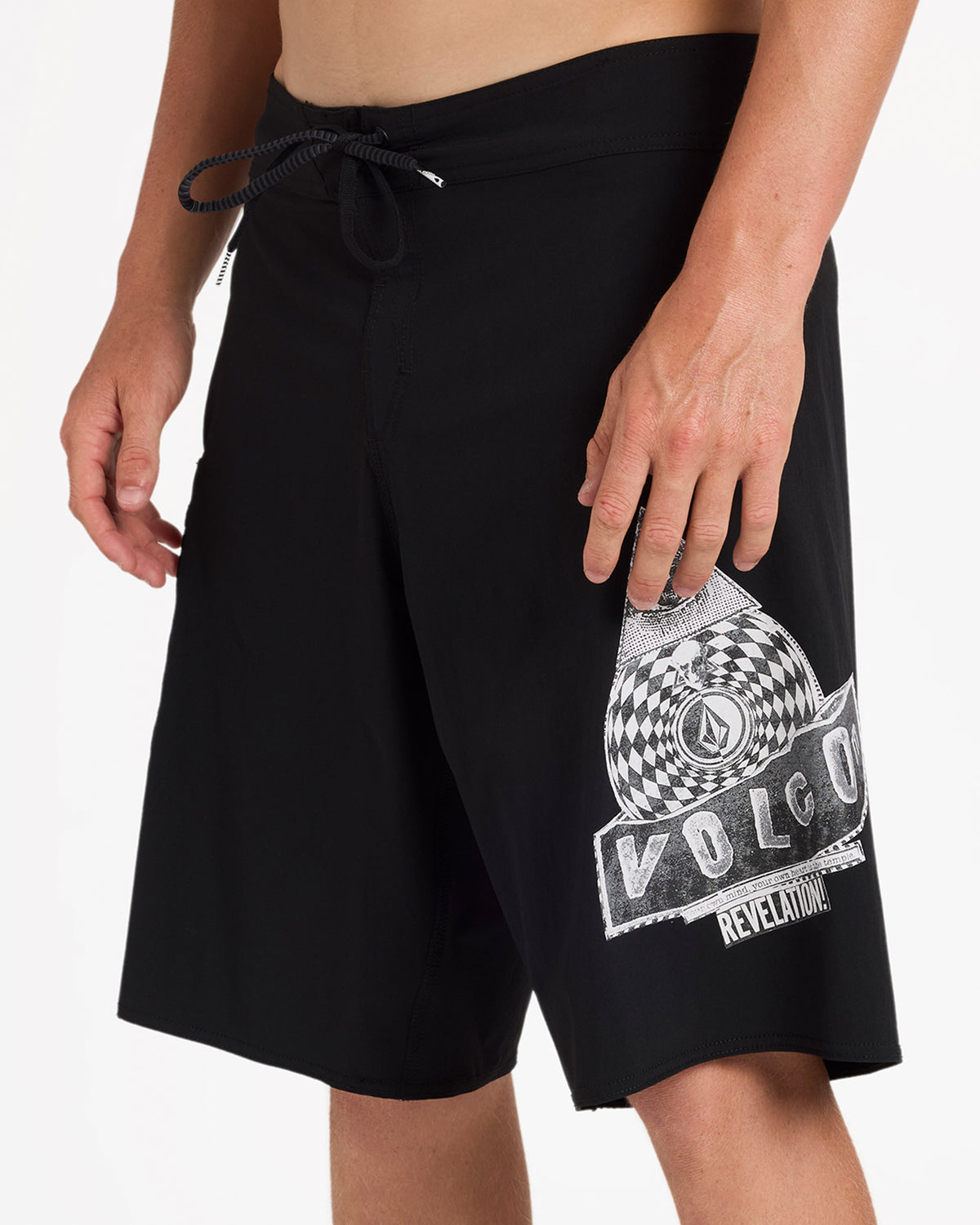 ucybs03004_volcom_blk_sd6