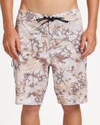 ucybs03007_volcom_cam_frt6
