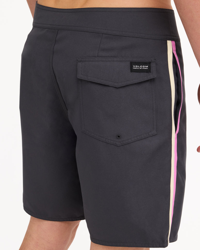 ucybs03009_volcom_asb_dtl1
