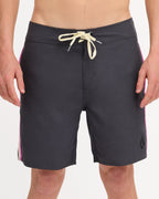 ucybs03009_volcom_asb_frt6