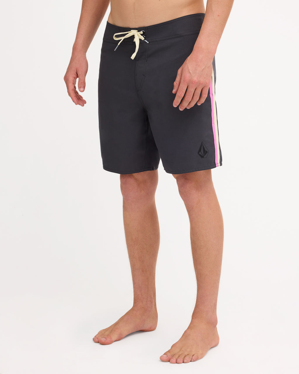 ucybs03009_volcom_asb_sd1