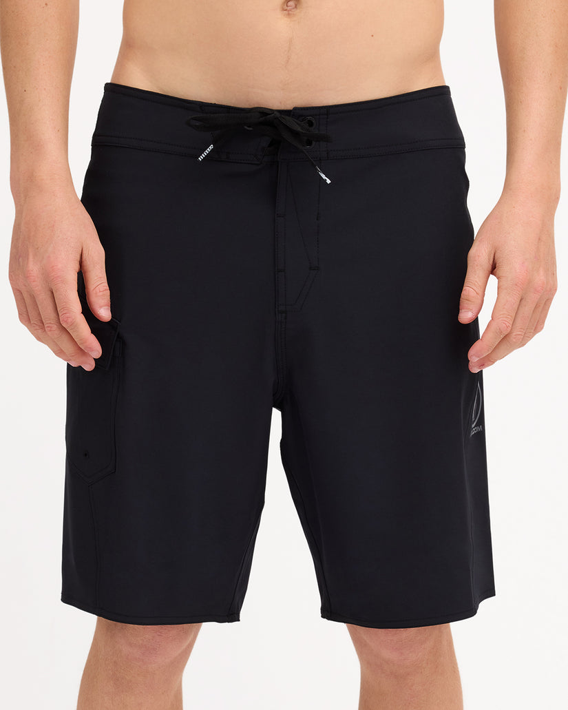 ucybs03010_volcom_blk_frt6