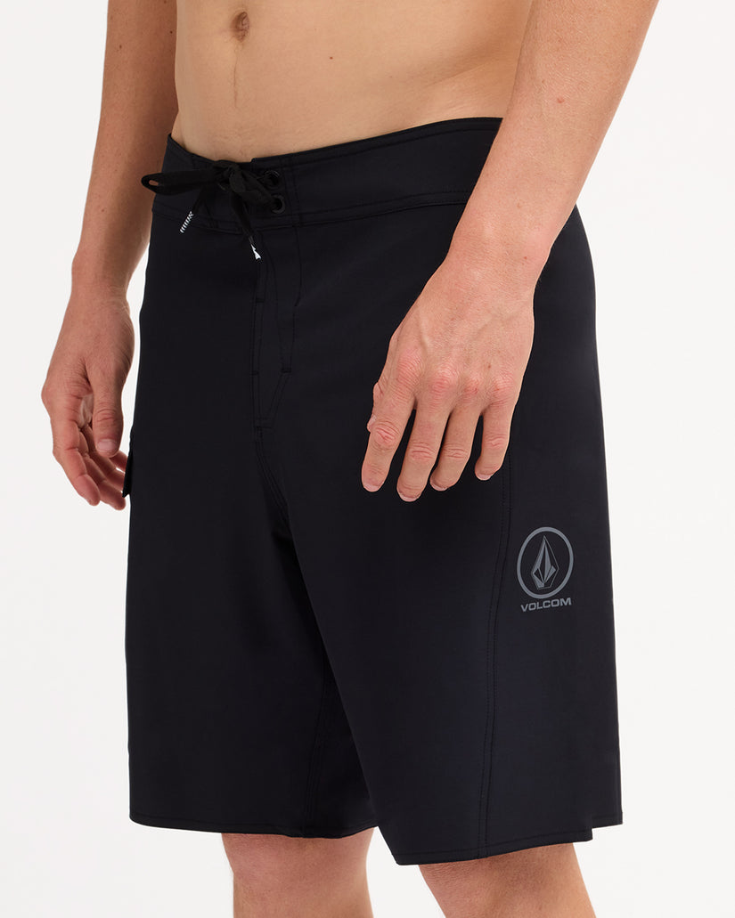 ucybs03010_volcom_blk_sd6