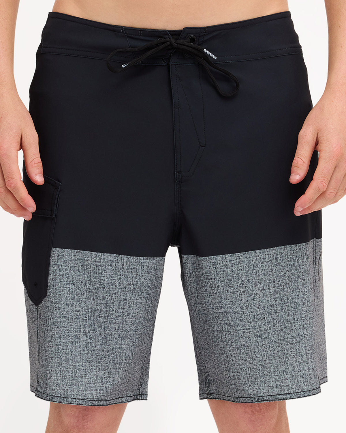 ucybs03011_volcom_blc_frt6
