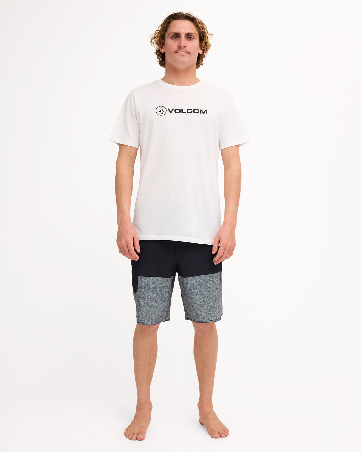 ucybs03011_volcom_blc_frt9