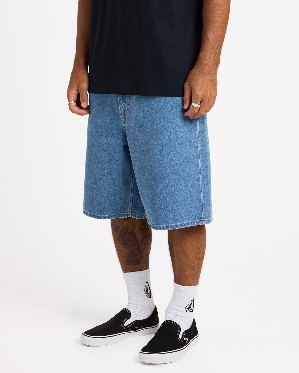 ucyds03000_volcom_cbu_sd1