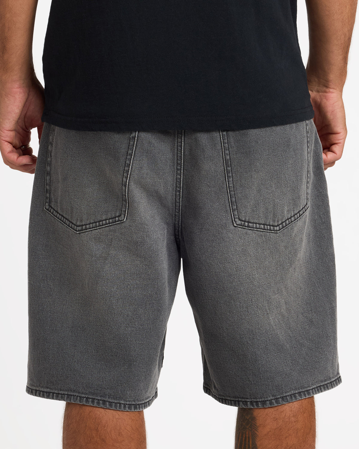 BILLOW DENIM SHORT