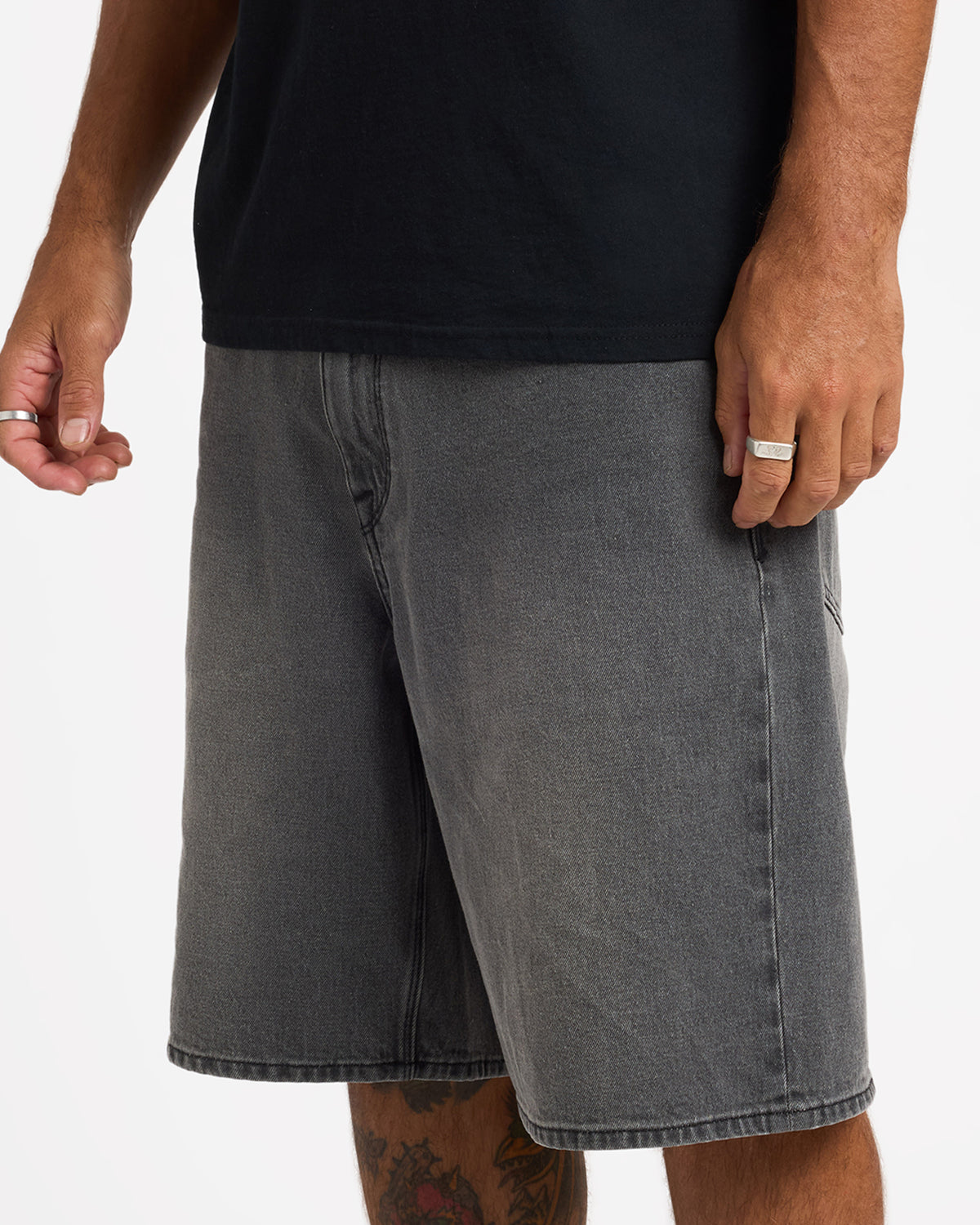 BILLOW DENIM SHORT