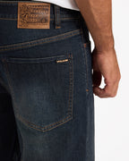 ucyds03002_volcom_nvb_dtl1