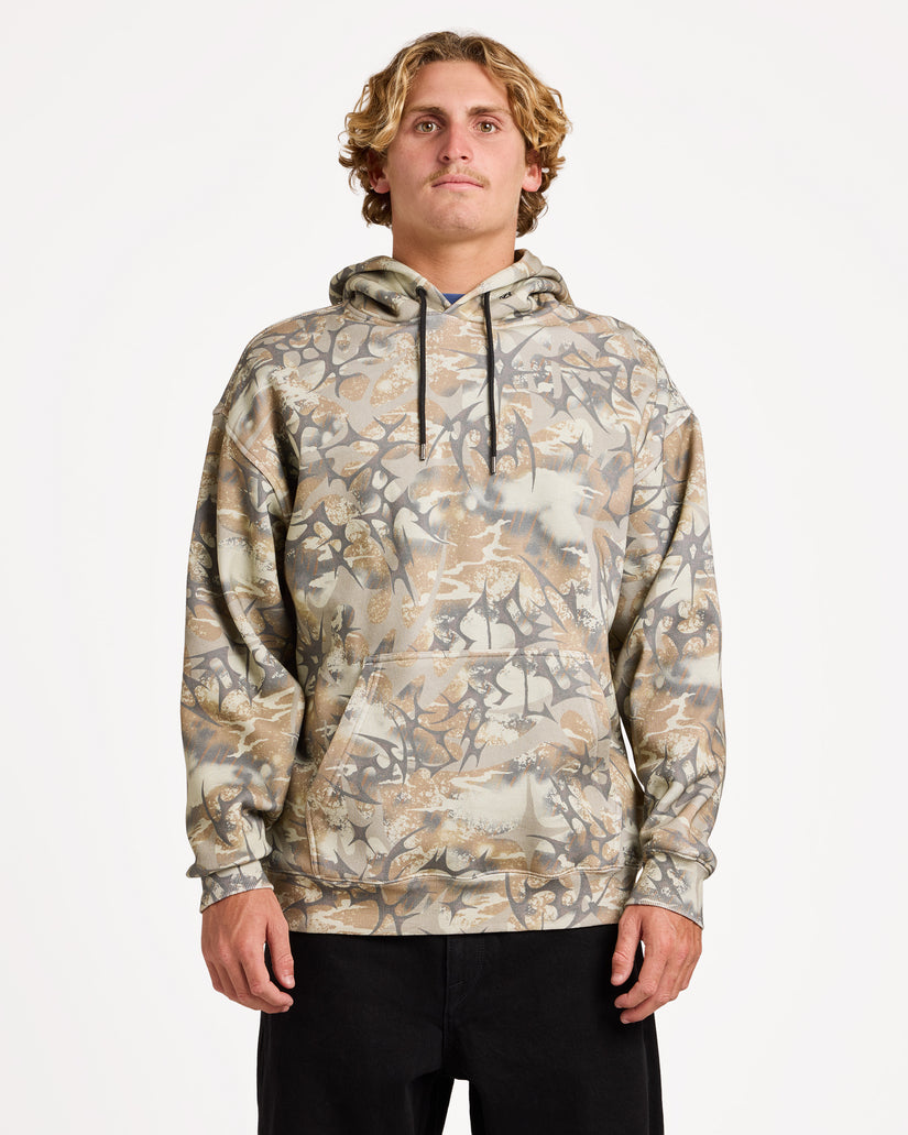 ucyft03001_volcom_cam_frt1