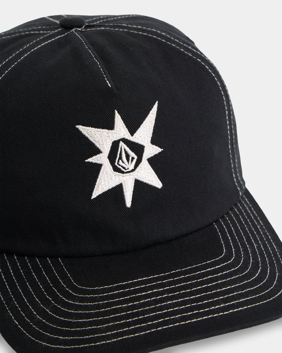 ucyha03000_volcom_blk_dtl1