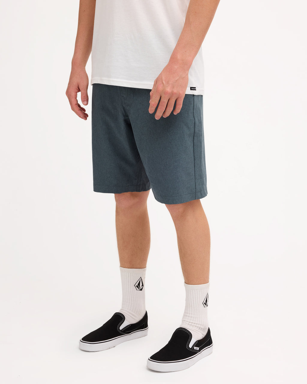 ucyhy03003_volcom_dst_sd1