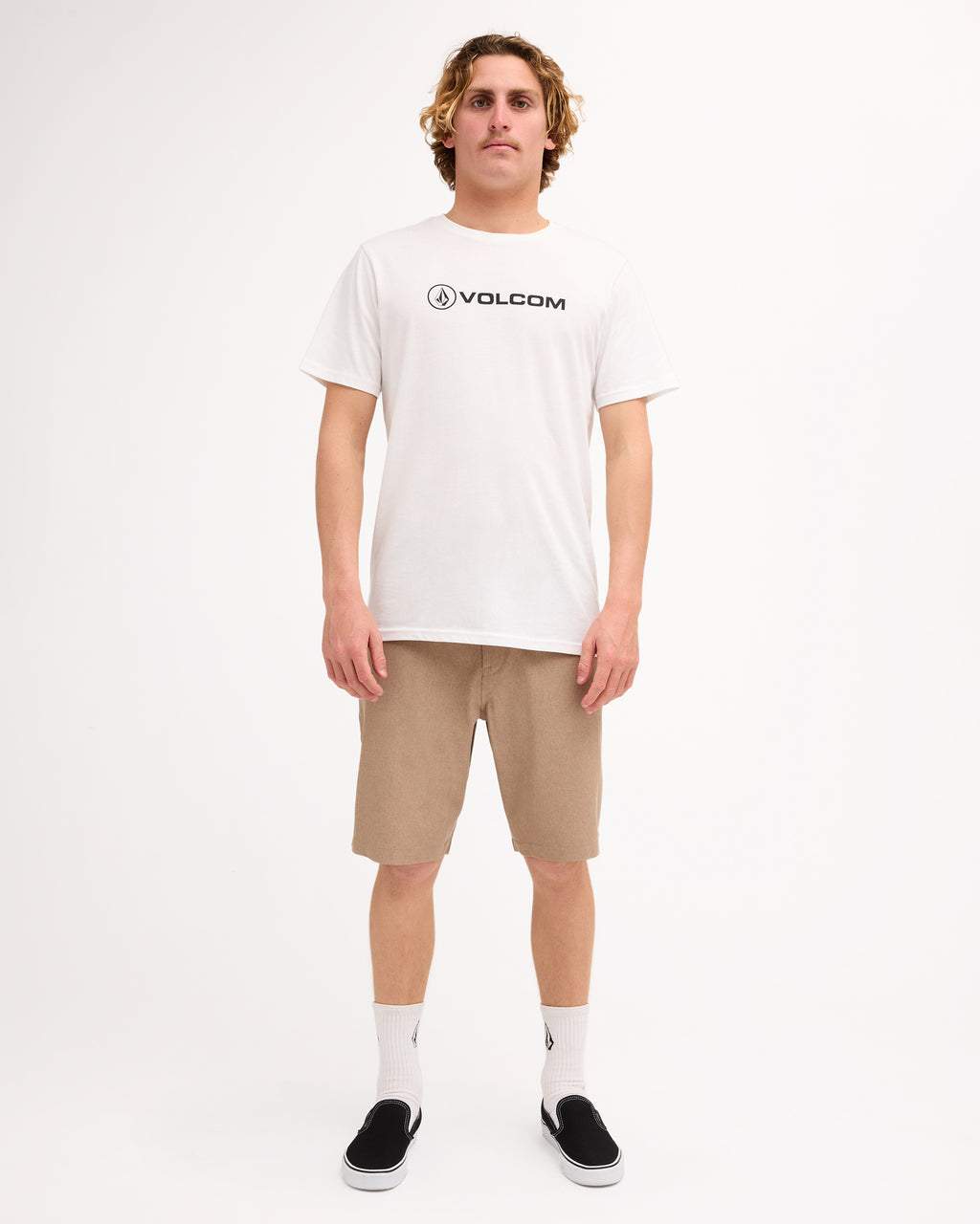 ucyhy03003_volcom_kha_frt9
