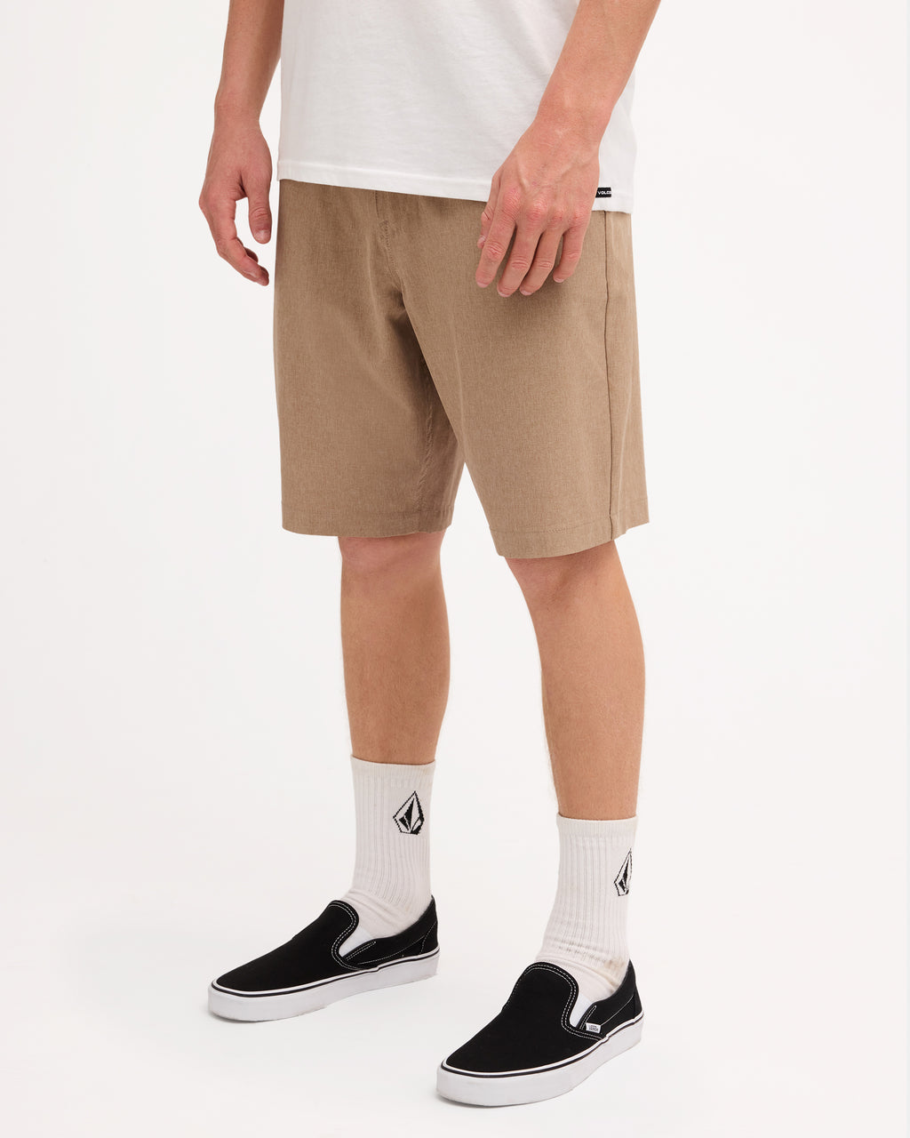 ucyhy03003_volcom_kha_sd1