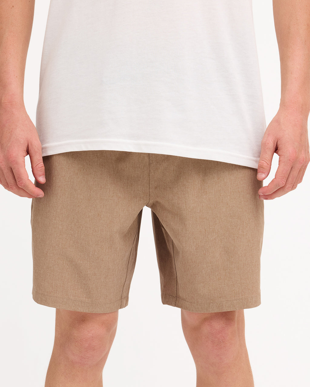 ucyhy03004_volcom_kha_frt6