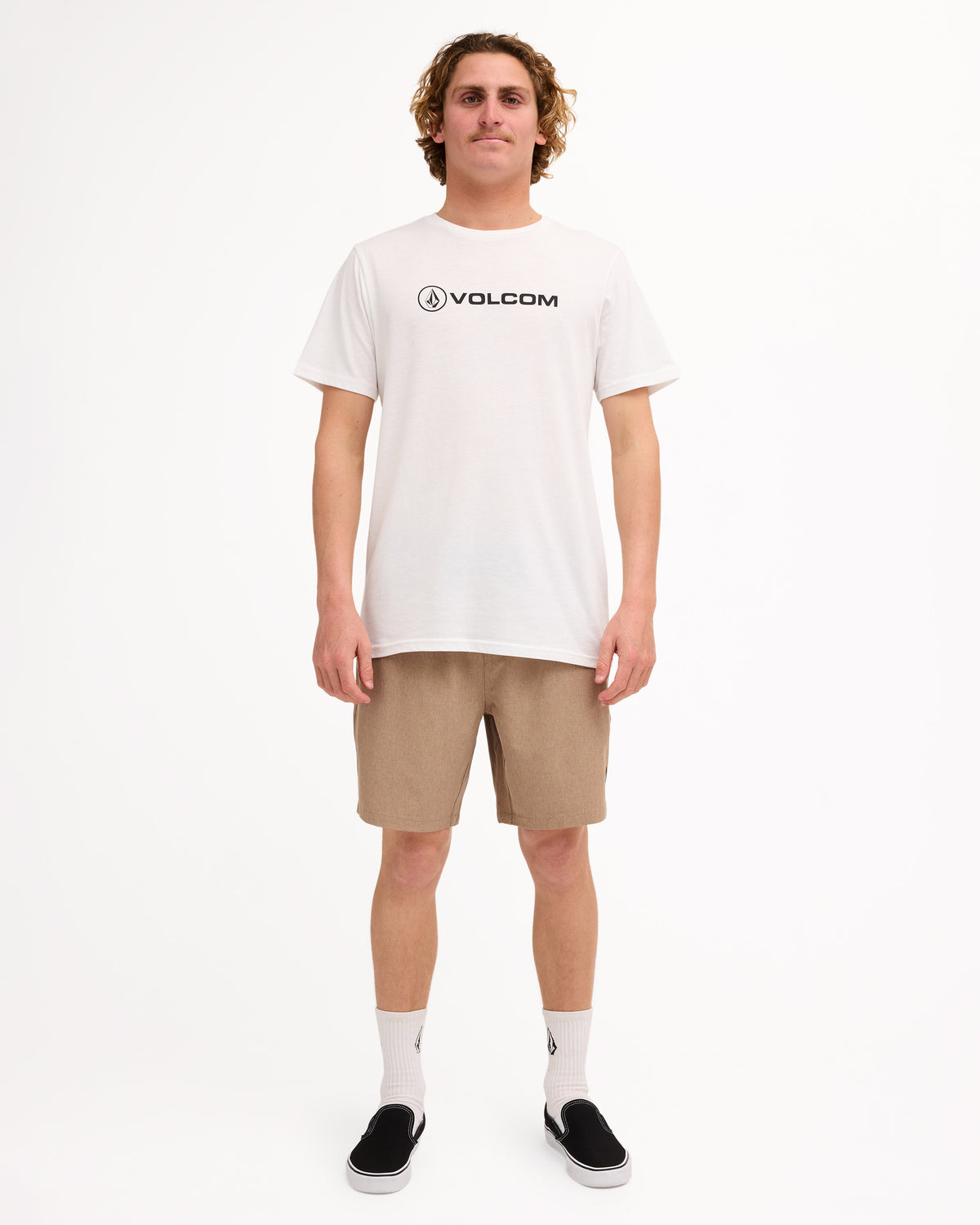ucyhy03004_volcom_kha_frt9