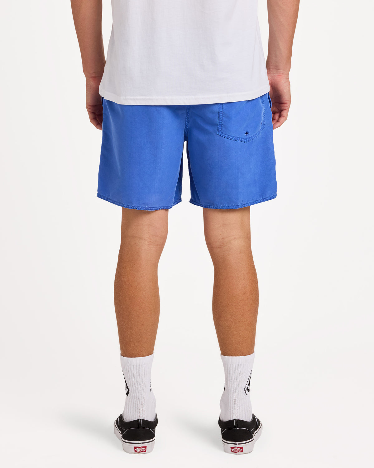 ucyjv03000_volcom_rgb_bck1