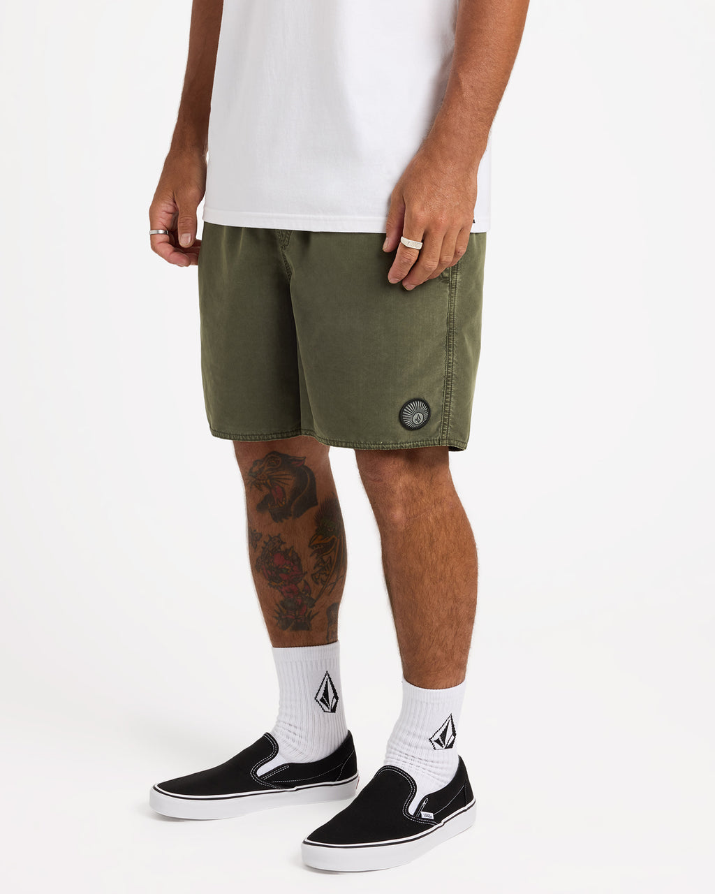 ucyjv03000_volcom_sqd_sd1
