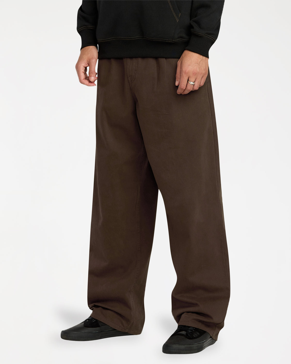 ucynp03006_volcom_cao_sd1