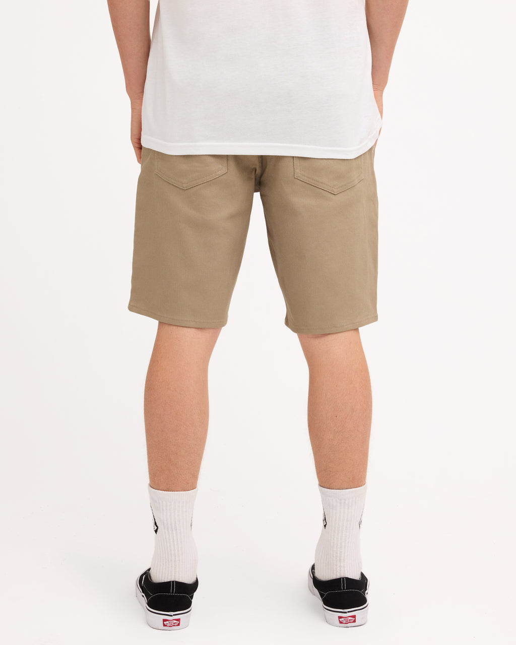 ucyws03006_volcom_kha_bck1