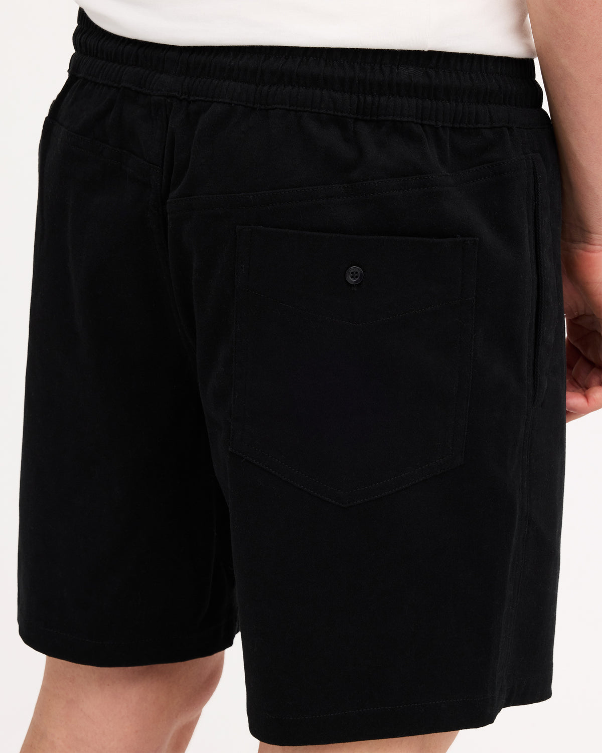 ucyws03008_volcom_blk_dtl1