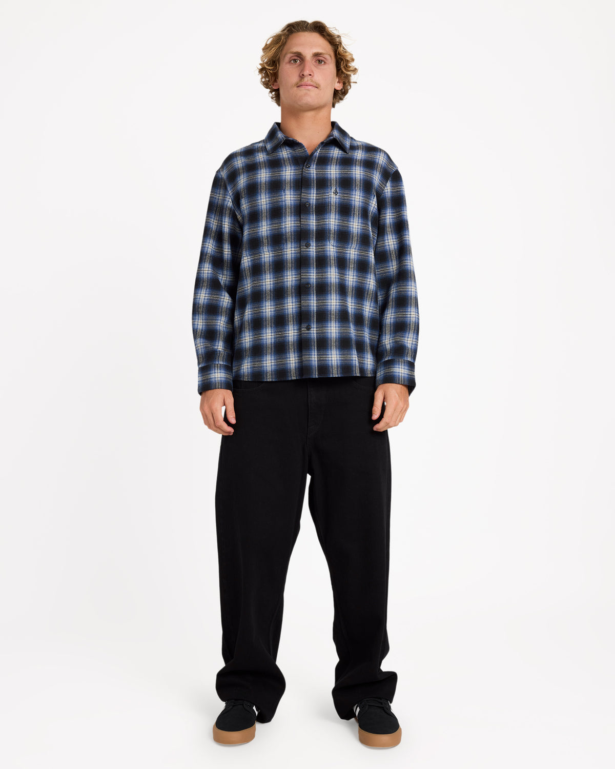 ucywt03001_volcom_lny_frt9