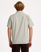 ucywt03003_volcom_stn_bck1