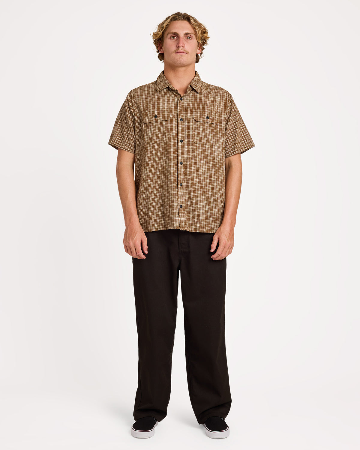 ucywt03005_volcom_eth_frt9