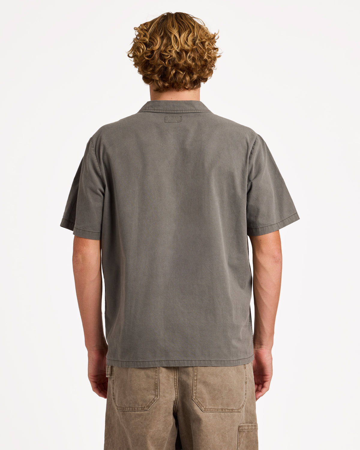 ucywt03006_volcom_blk_bck1