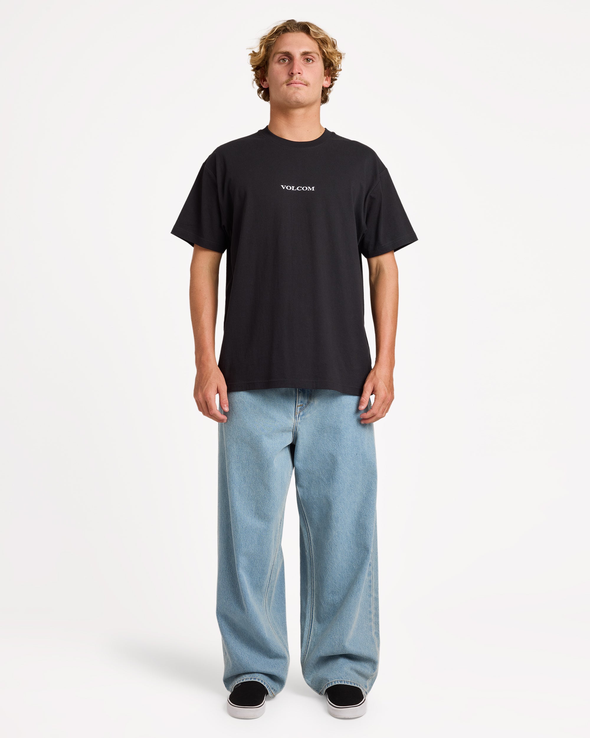 ucyzt03001_volcom_blk_frt9