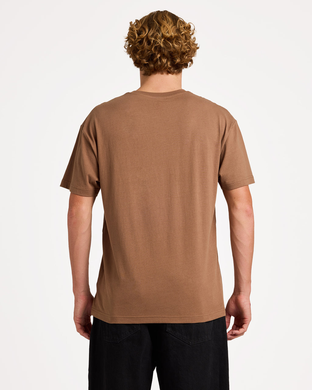 ucyzt03001_volcom_eth_bck1
