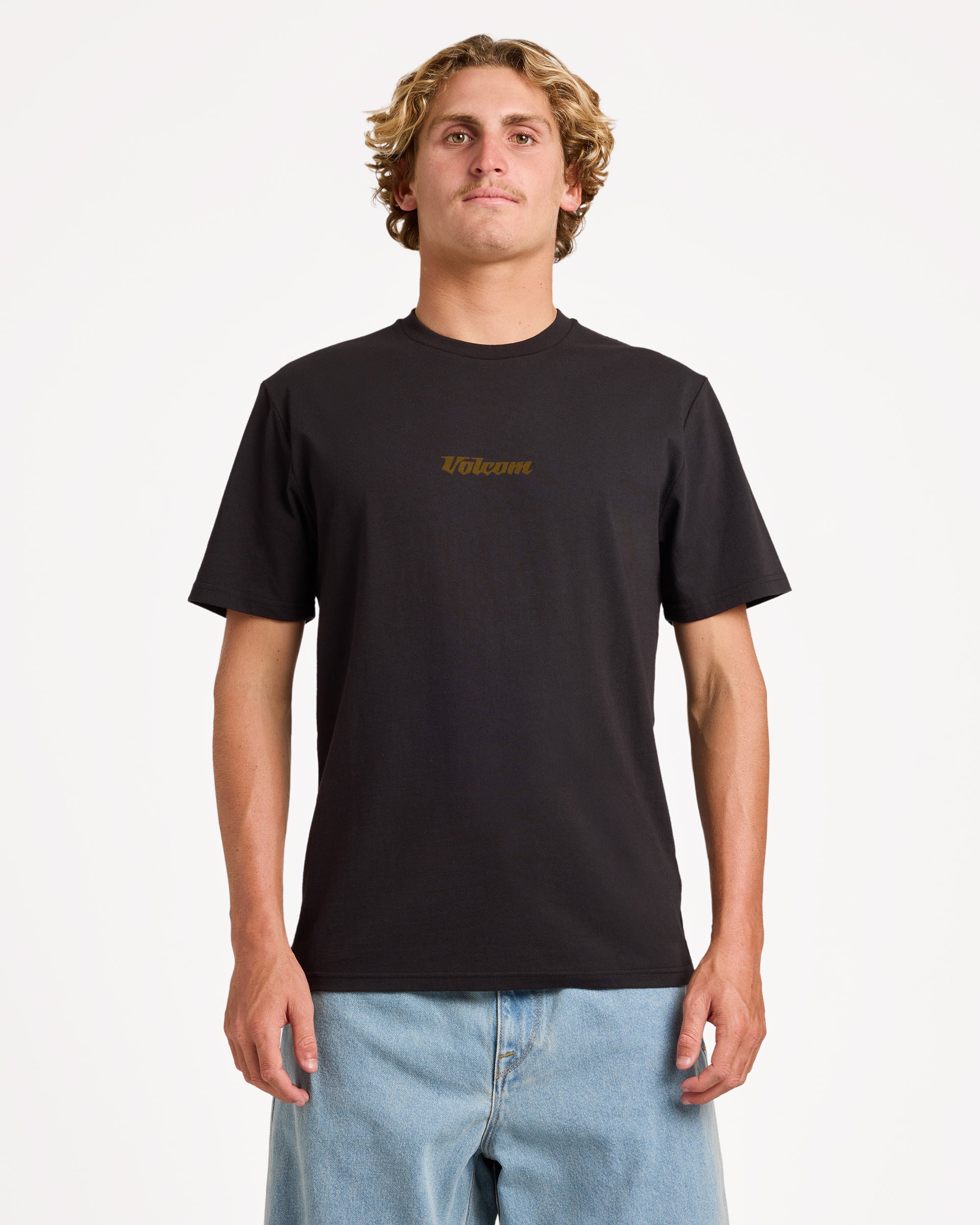 ucyzt03009_volcom_blk_frt1