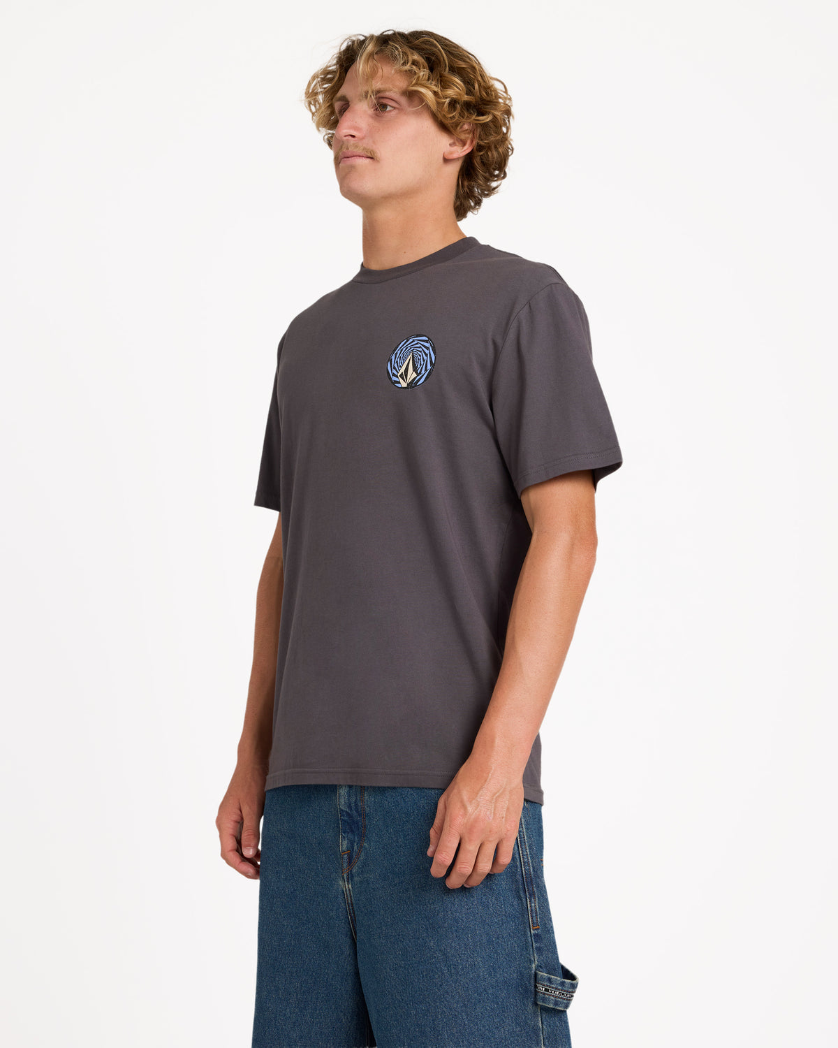 ucyzt03011_volcom_asb_sd1