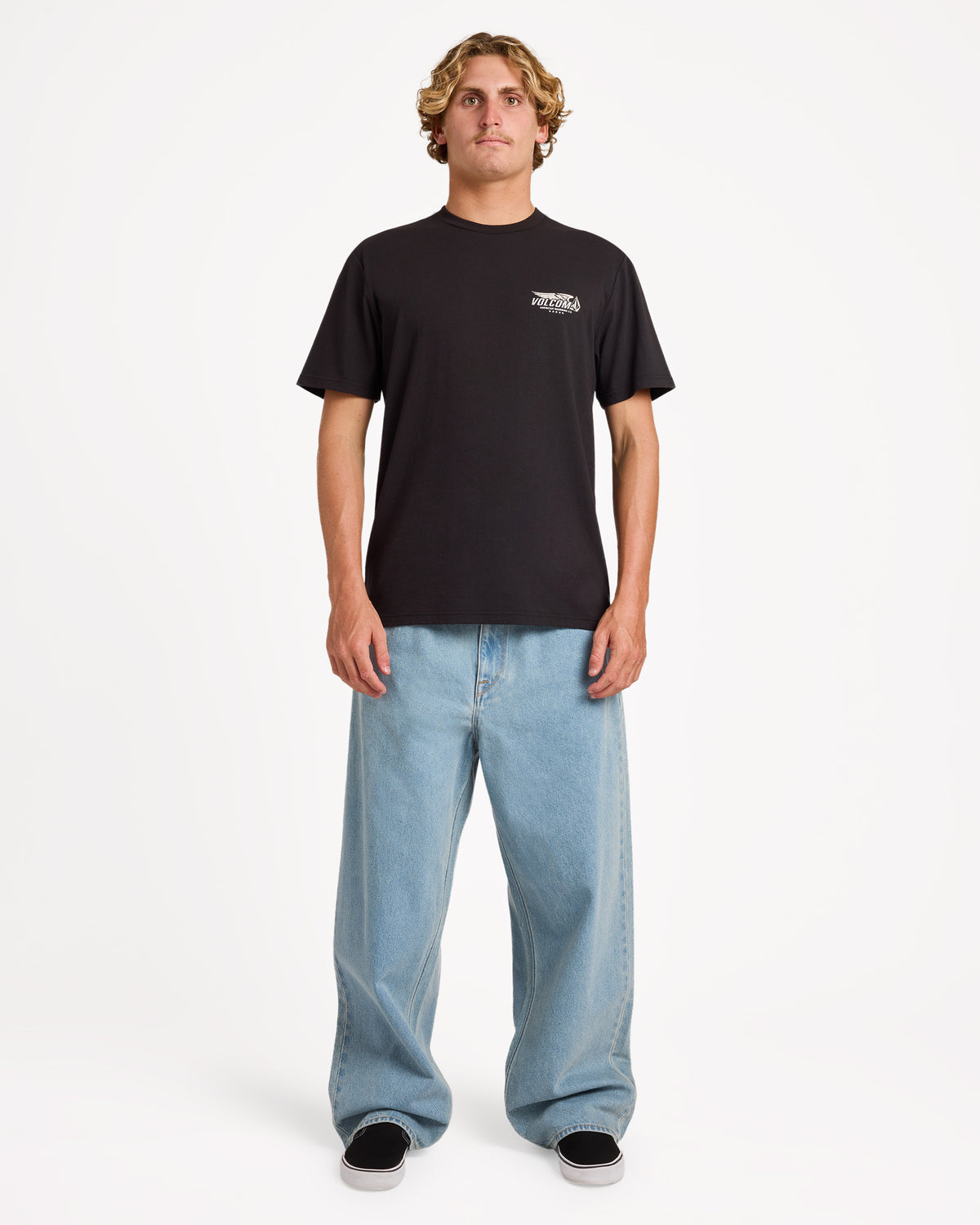 ucyzt03012_volcom_blk_frt9