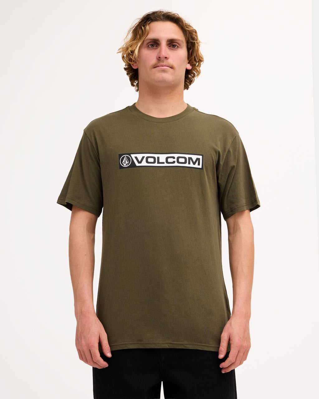 ucyzt03043_volcom_mil_frt1