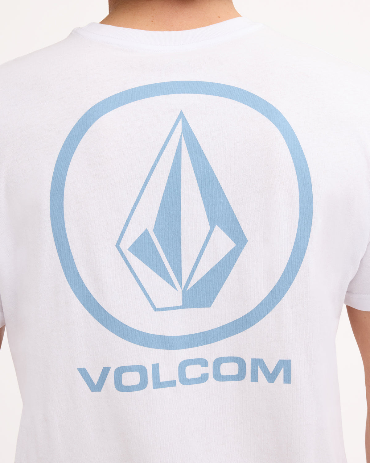ucyzt03046_volcom_wht_dtl1
