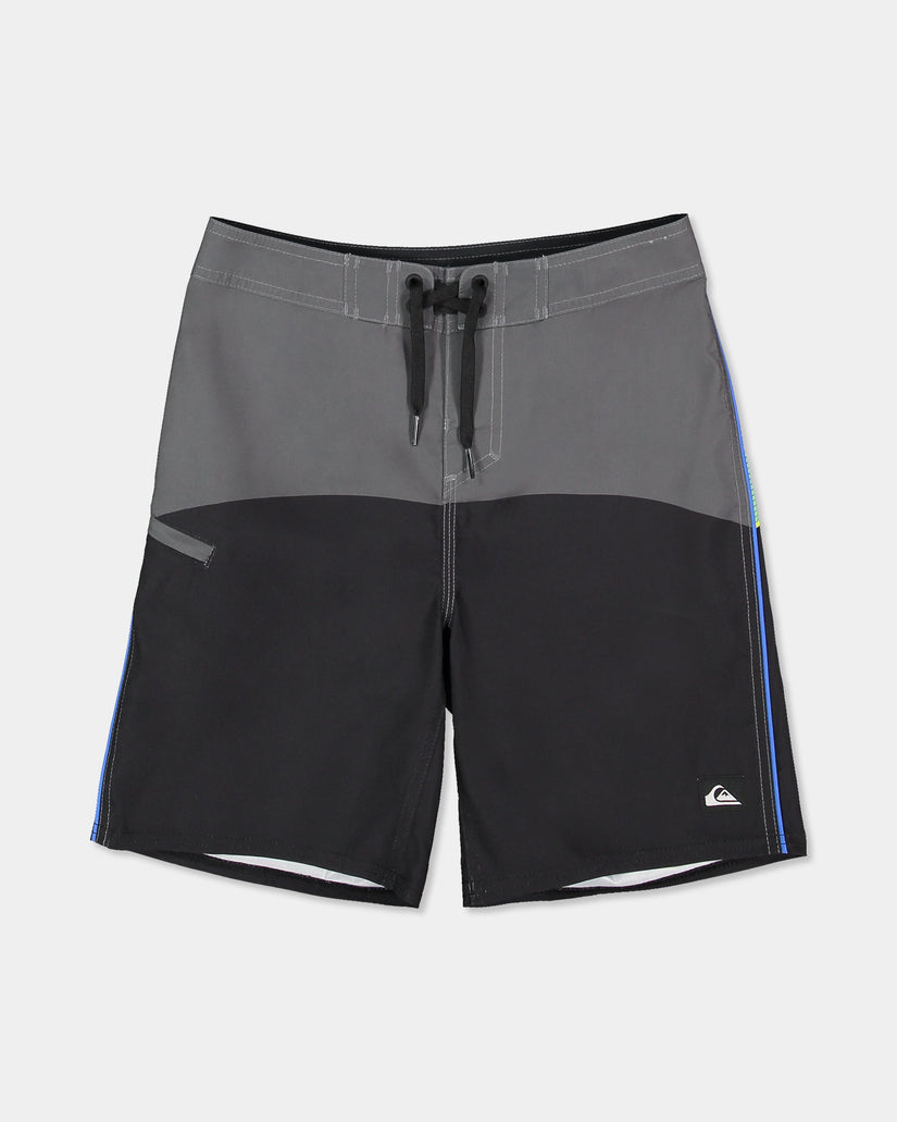 uqbbs03028_quiksilver_kvj9_frt1