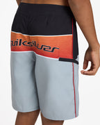 uqbbs03028_quiksilver_sje9_dtl1